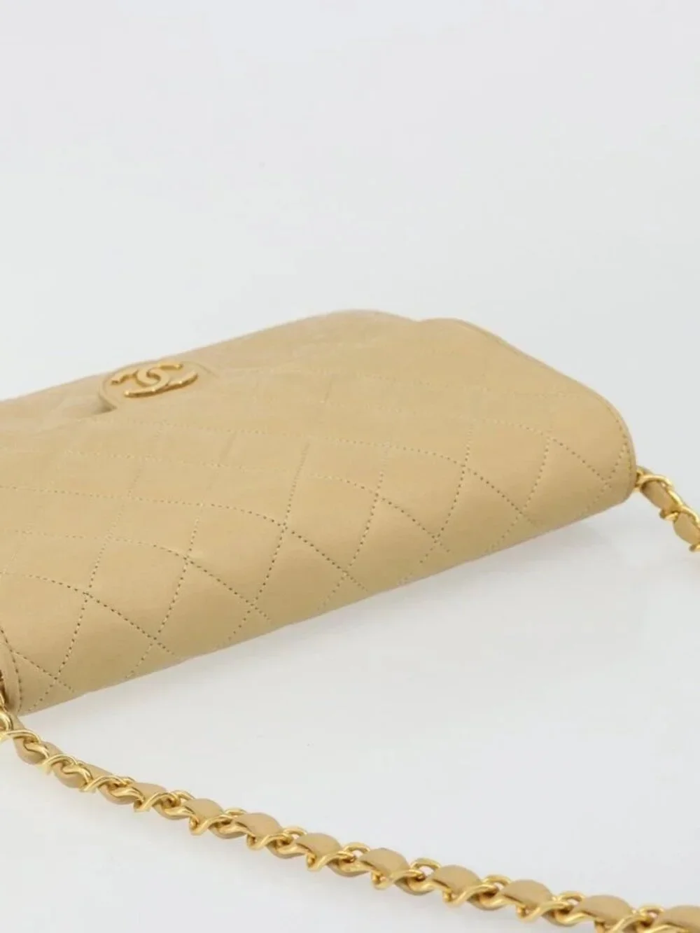 CHANEL Matelasse Chain Shoulder Bag Lamb Skin Beige Gold CC Auth 188721